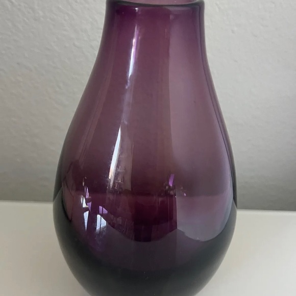 Crate and Barrel Amethyst Como 8" Vase  Handblown Glass From Poland. - Picture 2 of 5